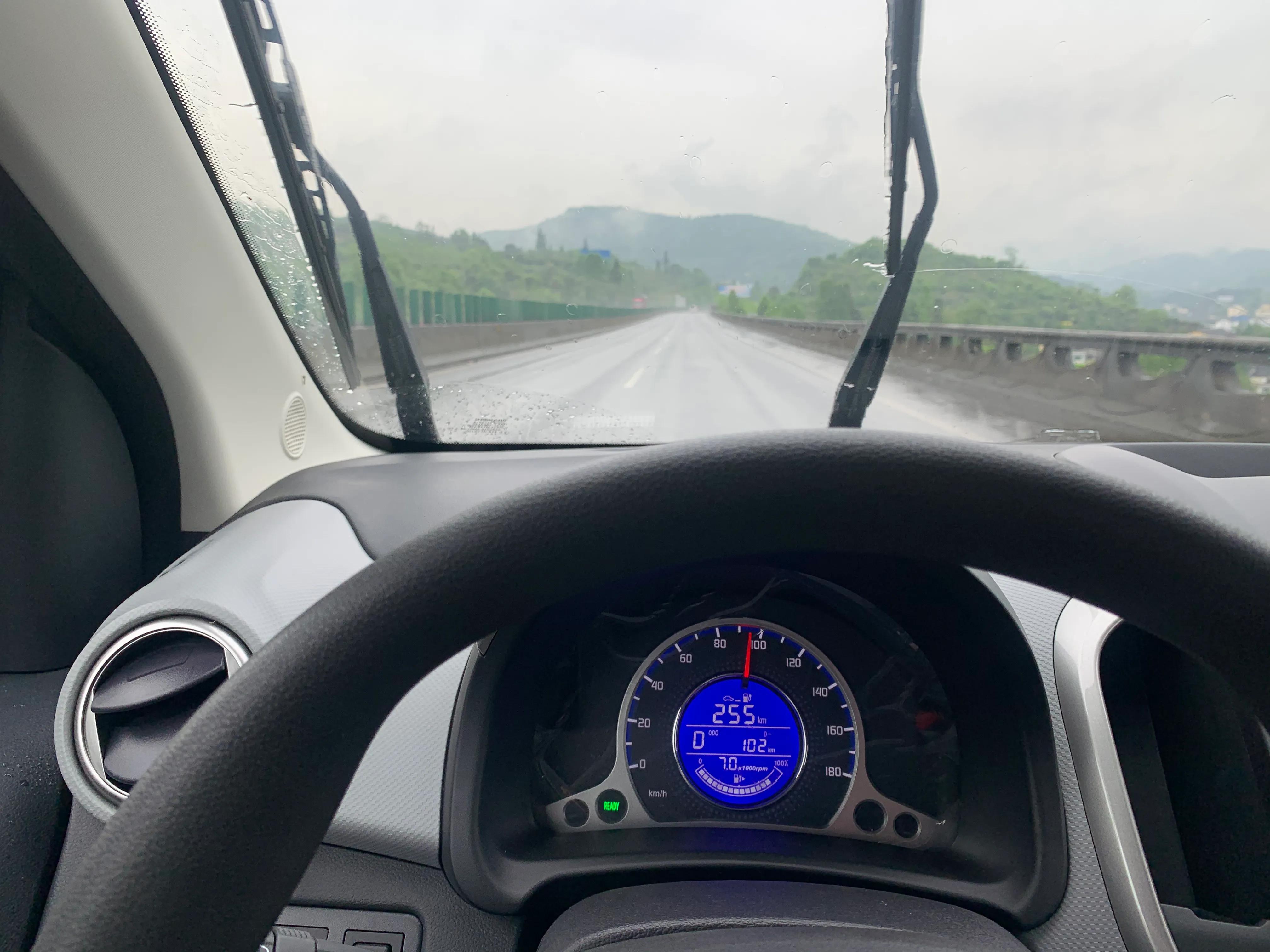 长安奔奔estar高配真实测评,最新长安奔奔estar值得买吗