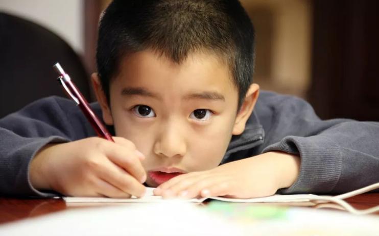 孩子学习不好不爱读书怎么办,孩子不爱读书成绩差家长该怎么做