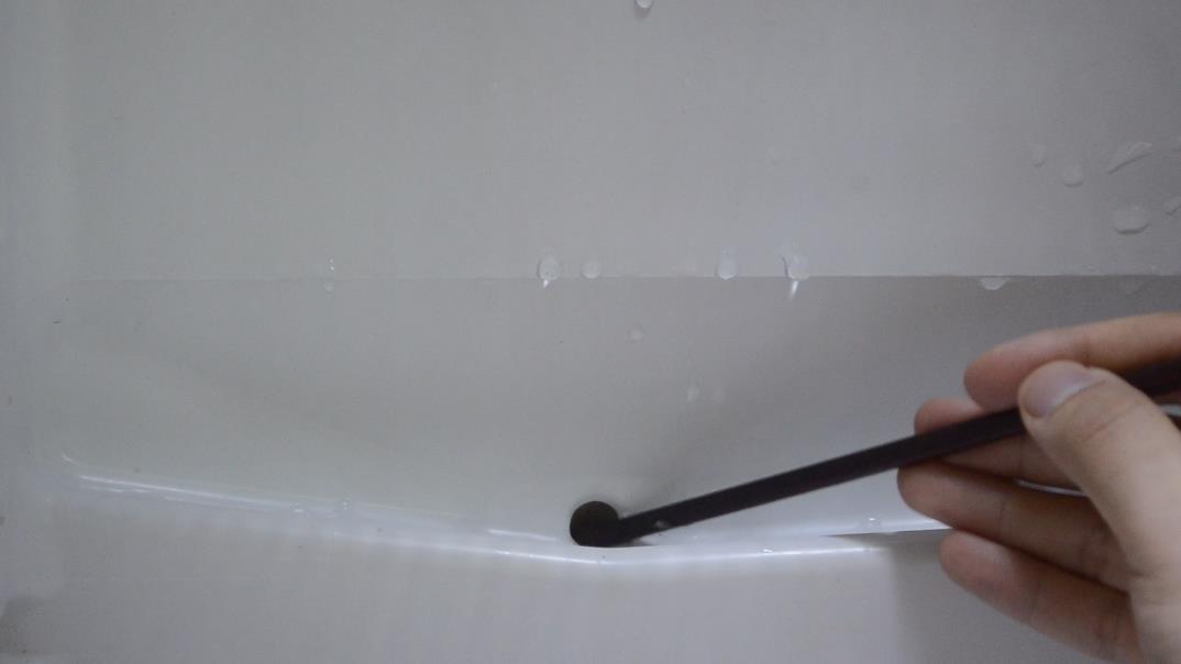 海尔冰箱冷藏室排水孔结冰,西门子冰箱冷藏室排水孔附近结冰