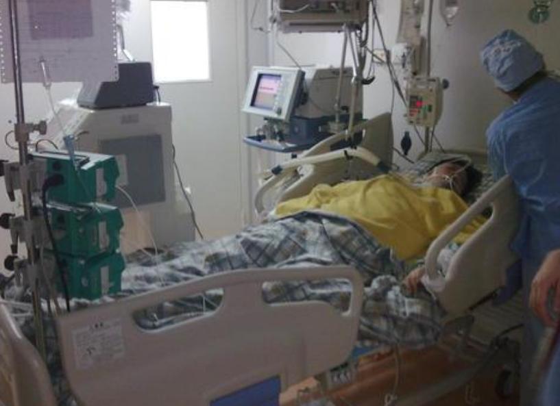 被亲生父母遗弃女博士,女博士被收养24年节目