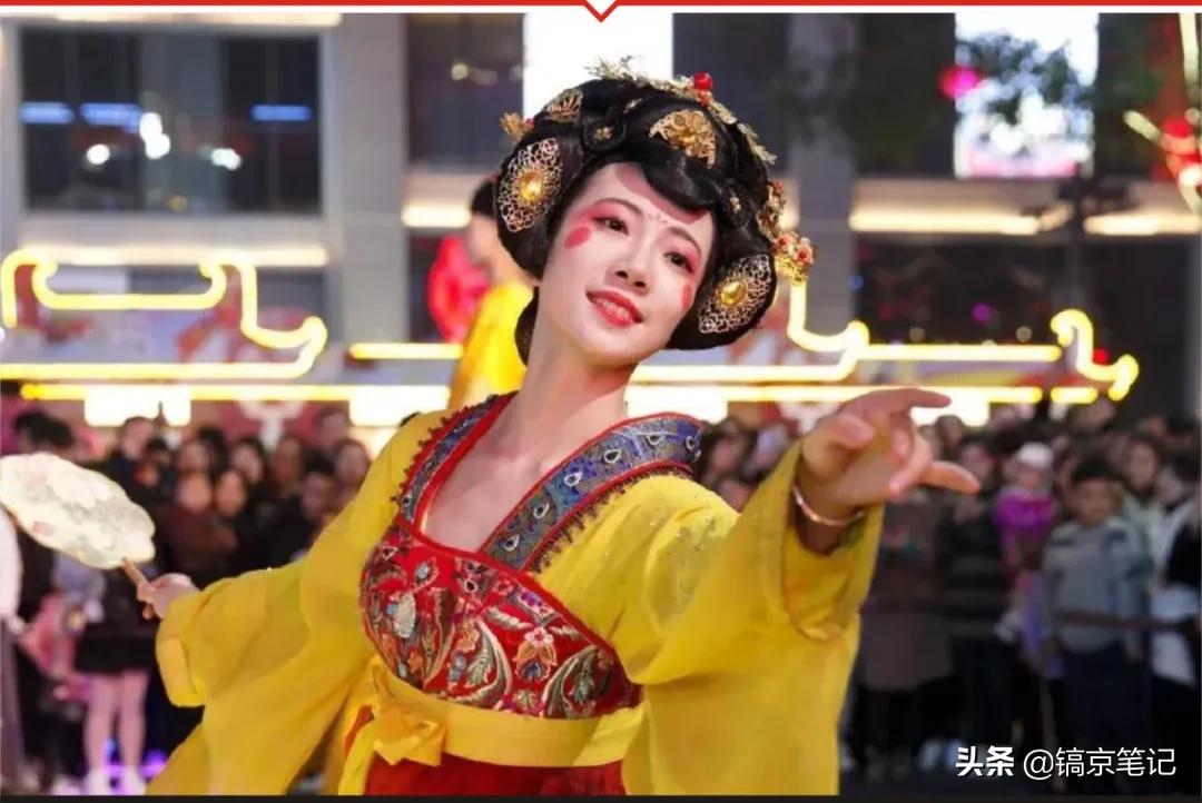 揭开西安网红们的“底色”……