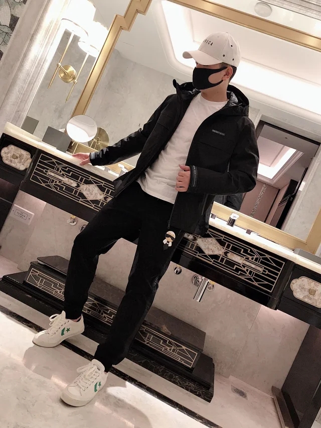 普拉达保暖服装,换季优惠大酬宾