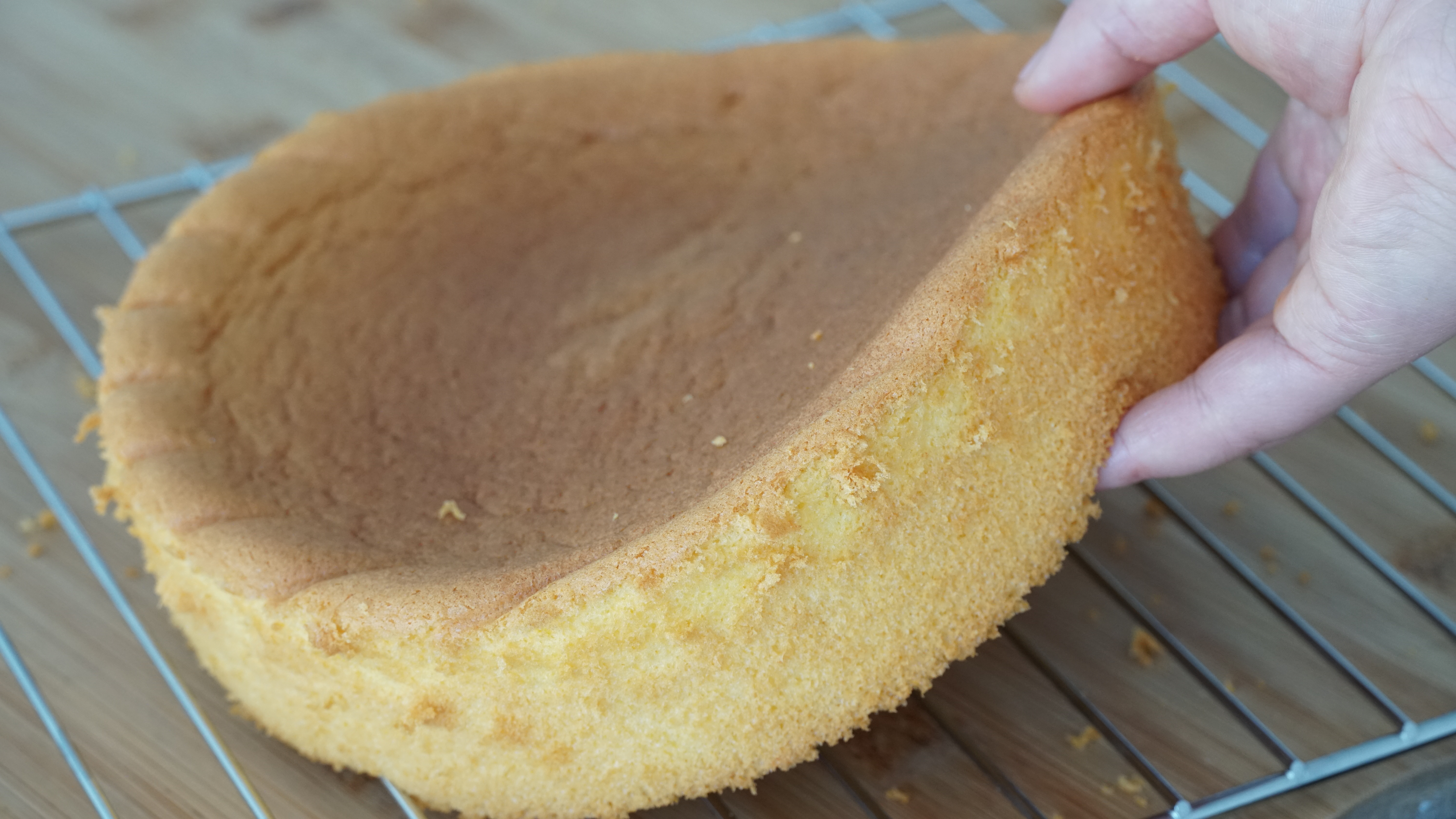 肉松戚风蛋糕8寸四个鸡蛋的做法,5个鸡蛋做戚风蛋糕的最佳配方