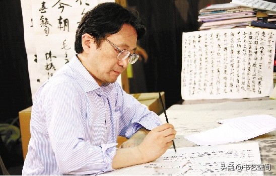 80个硬笔书法欣赏,现代80位书法名家作品欣赏