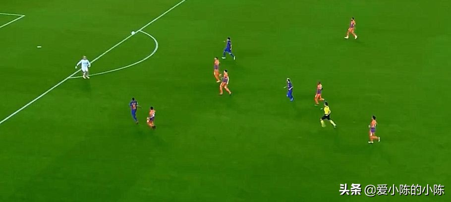 守门员需要什么装备,关于守门员的解说