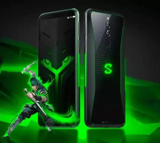 黑鲨红魔哪个好,黑鲨对比红魔