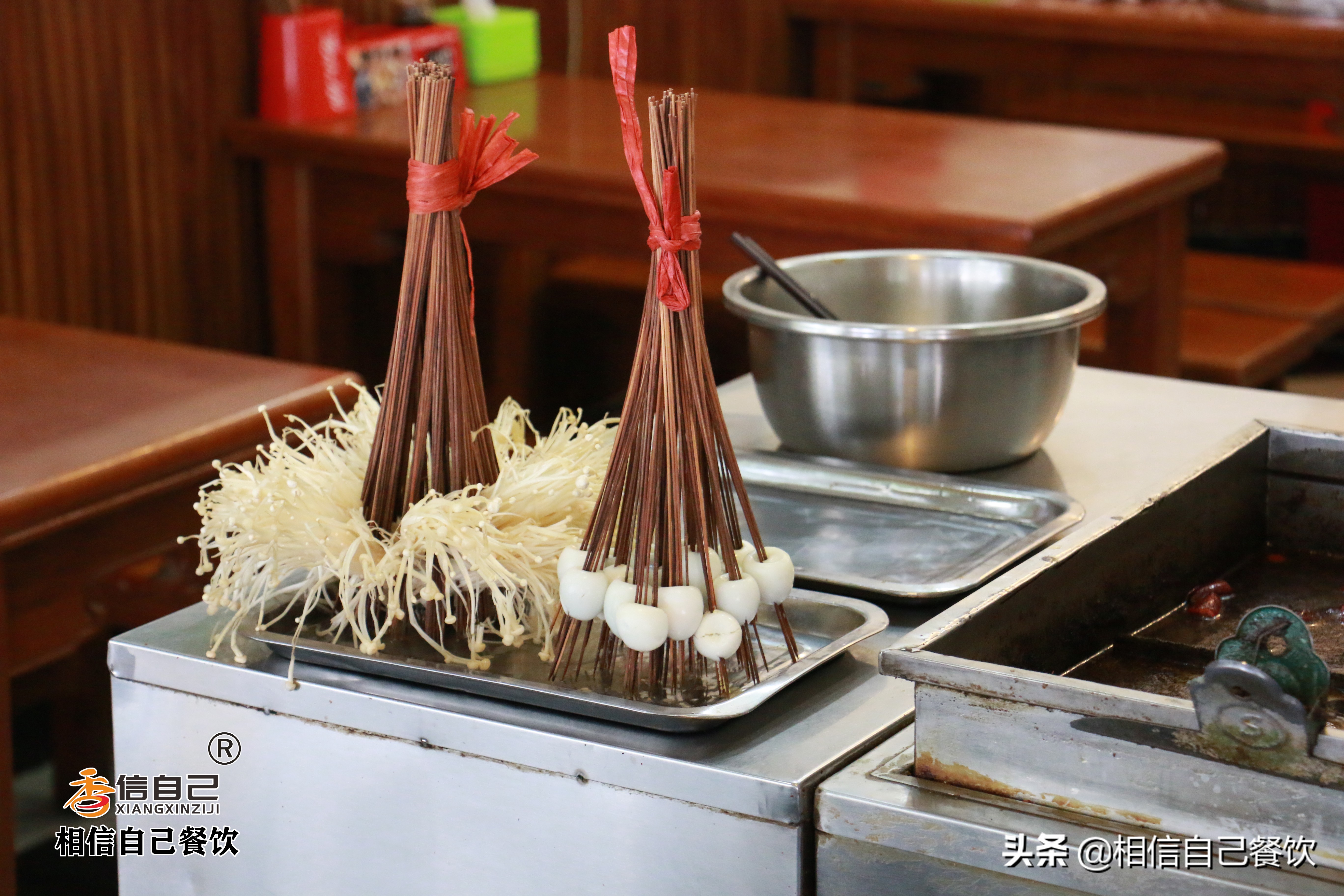 美食串串钵钵鸡加盟,串串香冷锅串串钵钵鸡有什么区别