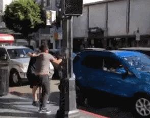 湖人球迷线下观赛吵架,湖人灰熊球迷大打出手