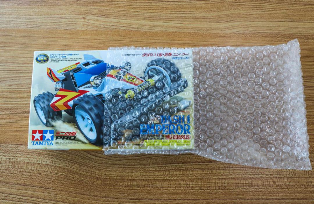 小型概念四驱车,纯电四驱迷你车