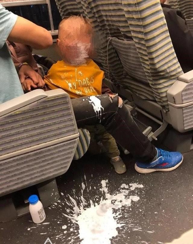 孩子调皮不听话应不应该教育他,孩子调皮不遵守规则