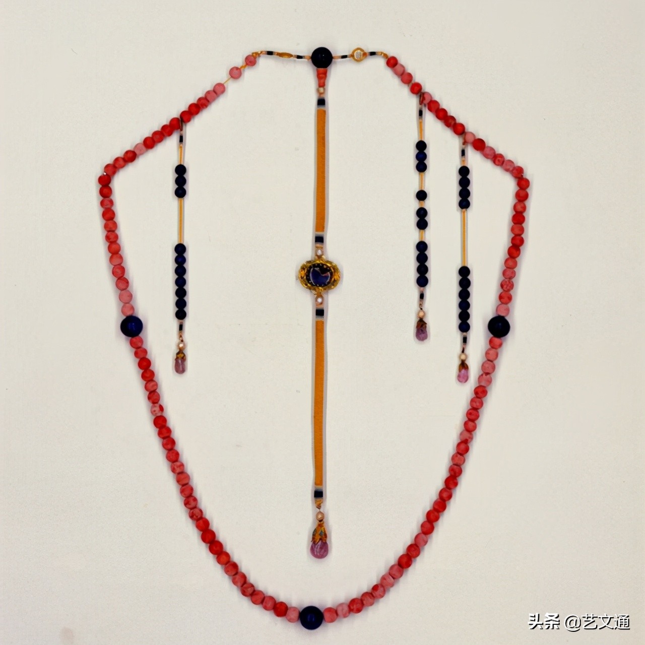 朝珠是朝廷发的吗,皇帝的朝珠值多少钱