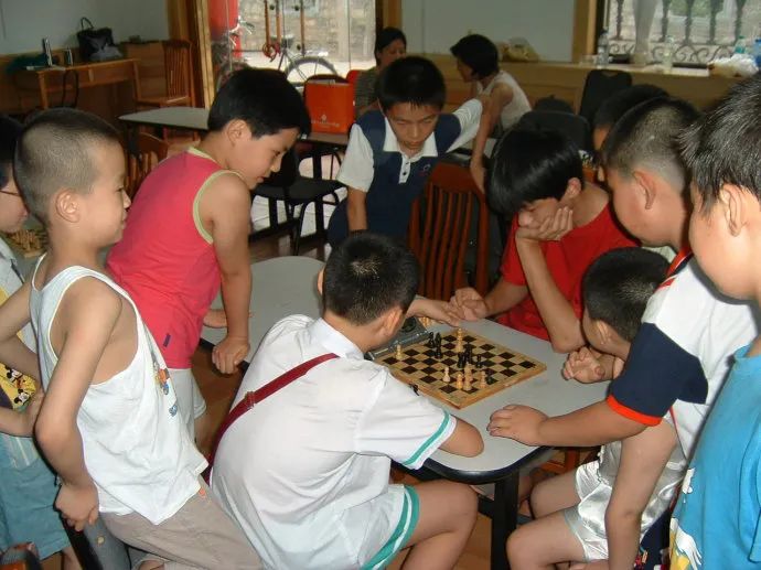 谈笑凯歌还致敬来时路——济南银丰国象队庆功会旁记