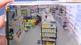 孩子摔破头,孩子后仰摔