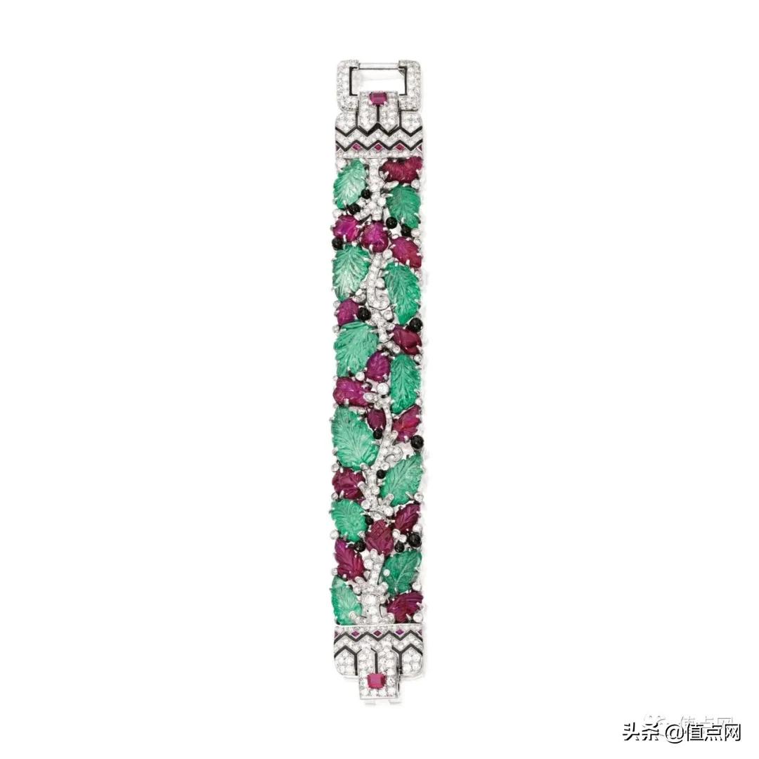 卡地亚黄金手链86万,卡地亚手链2400元