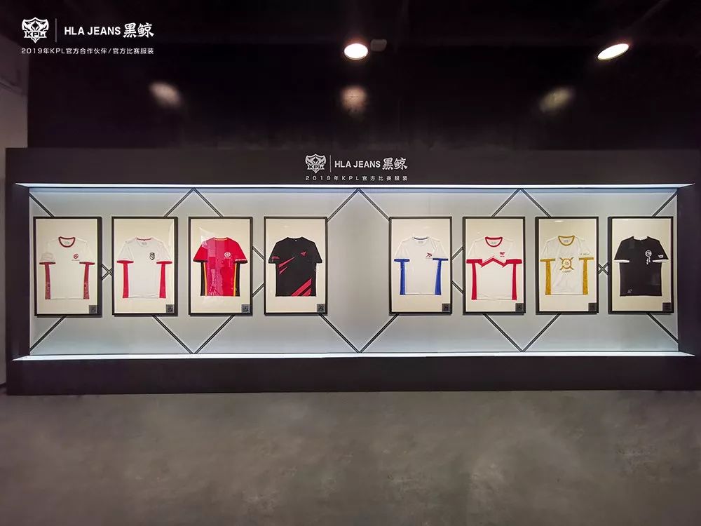 电竞潮牌服饰,电竞跨界潮品