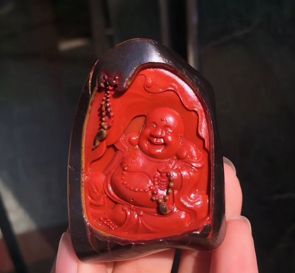 裂开的玛瑙能带吗,开裂的手串还能玩吗