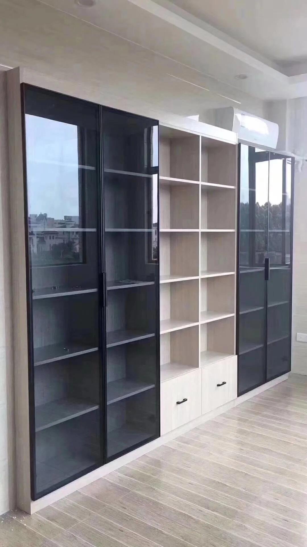 极简20框铝材、气动模具、20框配套产品。免费辅导技术！