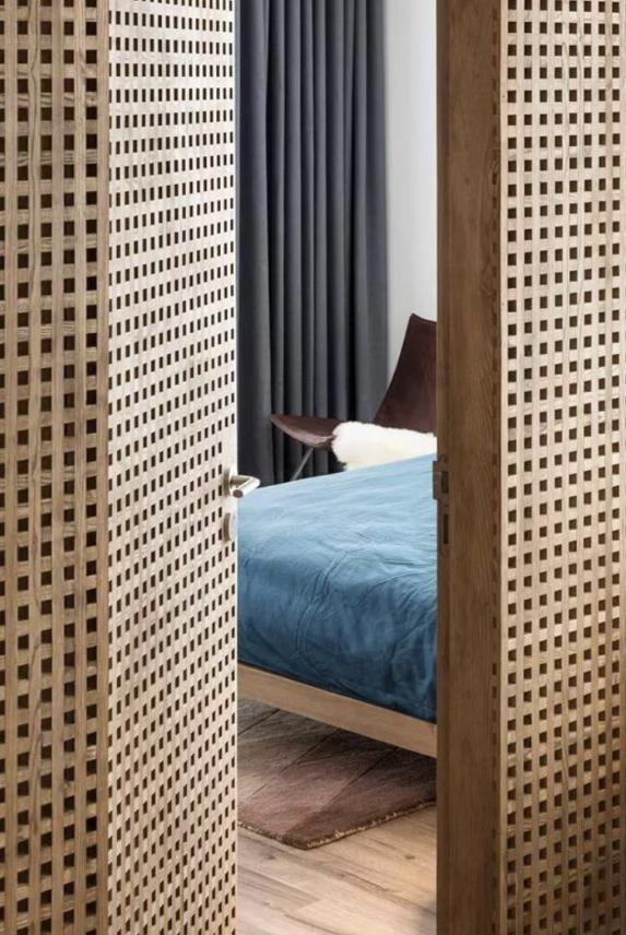 装修木工干三百万平方的大工地,木匠为富人造豪宅却被拒之门外