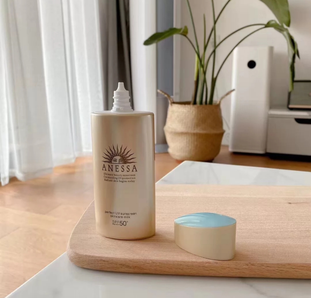 碧柔小蓝盖防晒测评,蓝胖子安耐晒碧柔