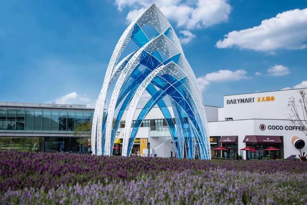 一站之隔高清完整版,一站之隔房价怎么样