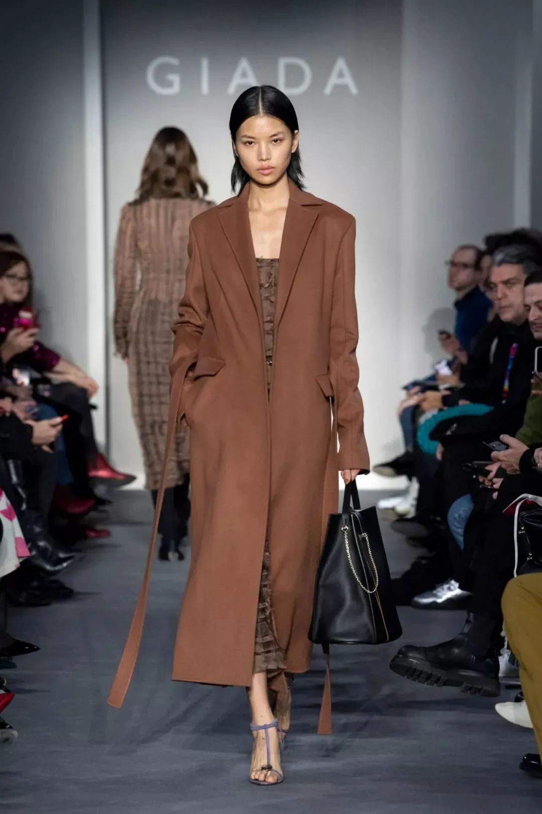 47岁董卿最惊艳的穿衣,董卿日常穿搭