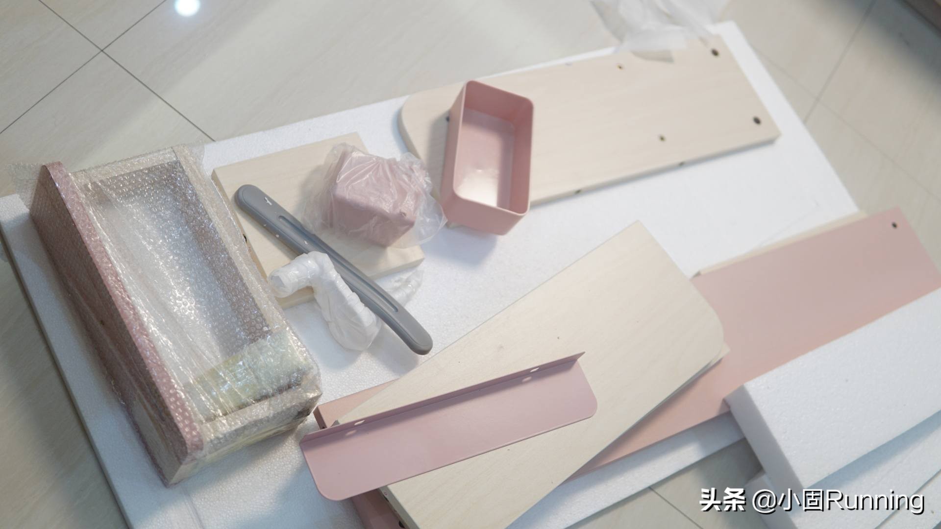 女儿小红花,儿童桌椅学习桌椅1-3岁可以画画