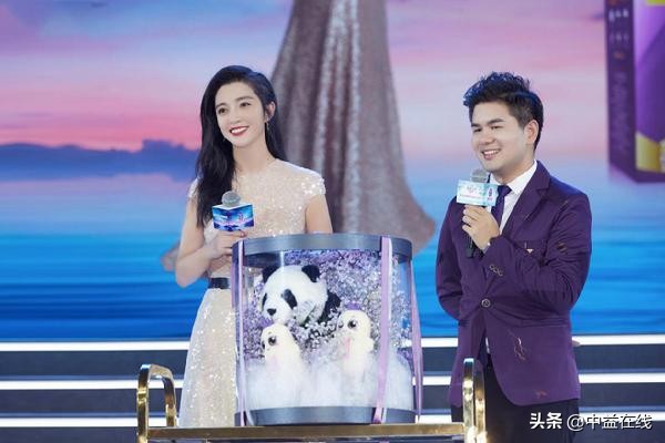 李冰冰代言俏妃卫生巾,李冰冰成为首位全球代言人