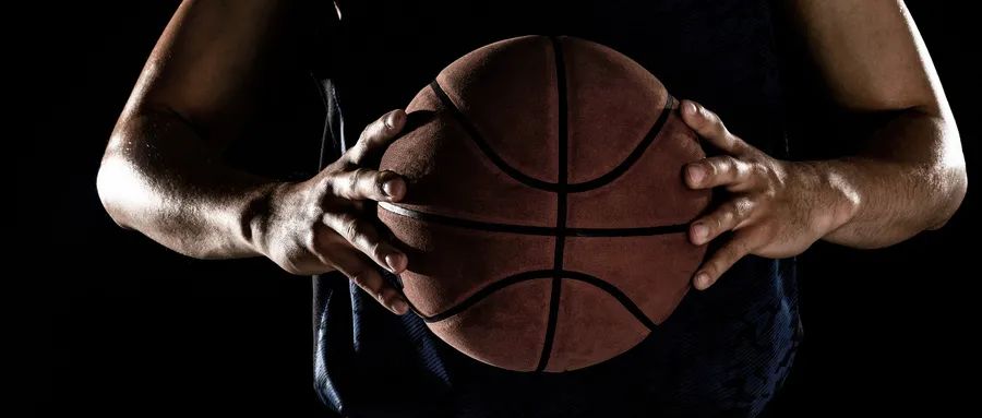 *制抵**棉花又拒用*疆新**员工，不道歉的耐克，凭什么这么嚣张？