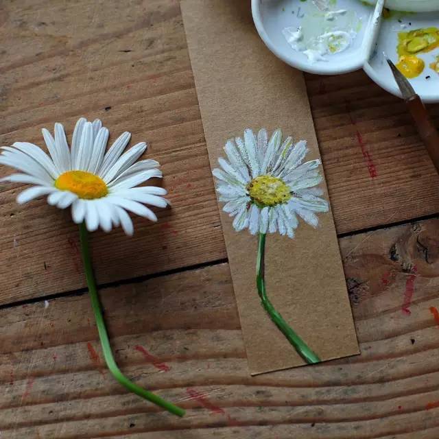 做一些无用的事。手把手教你画几朵花，够你打发一下午时间