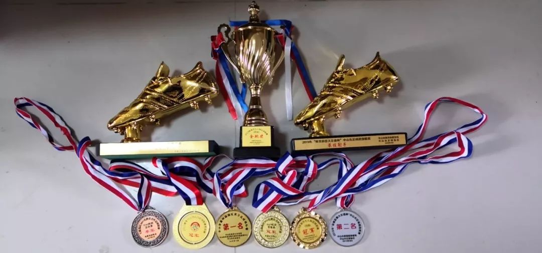 中山民间球王李雄文,中山球王的传说