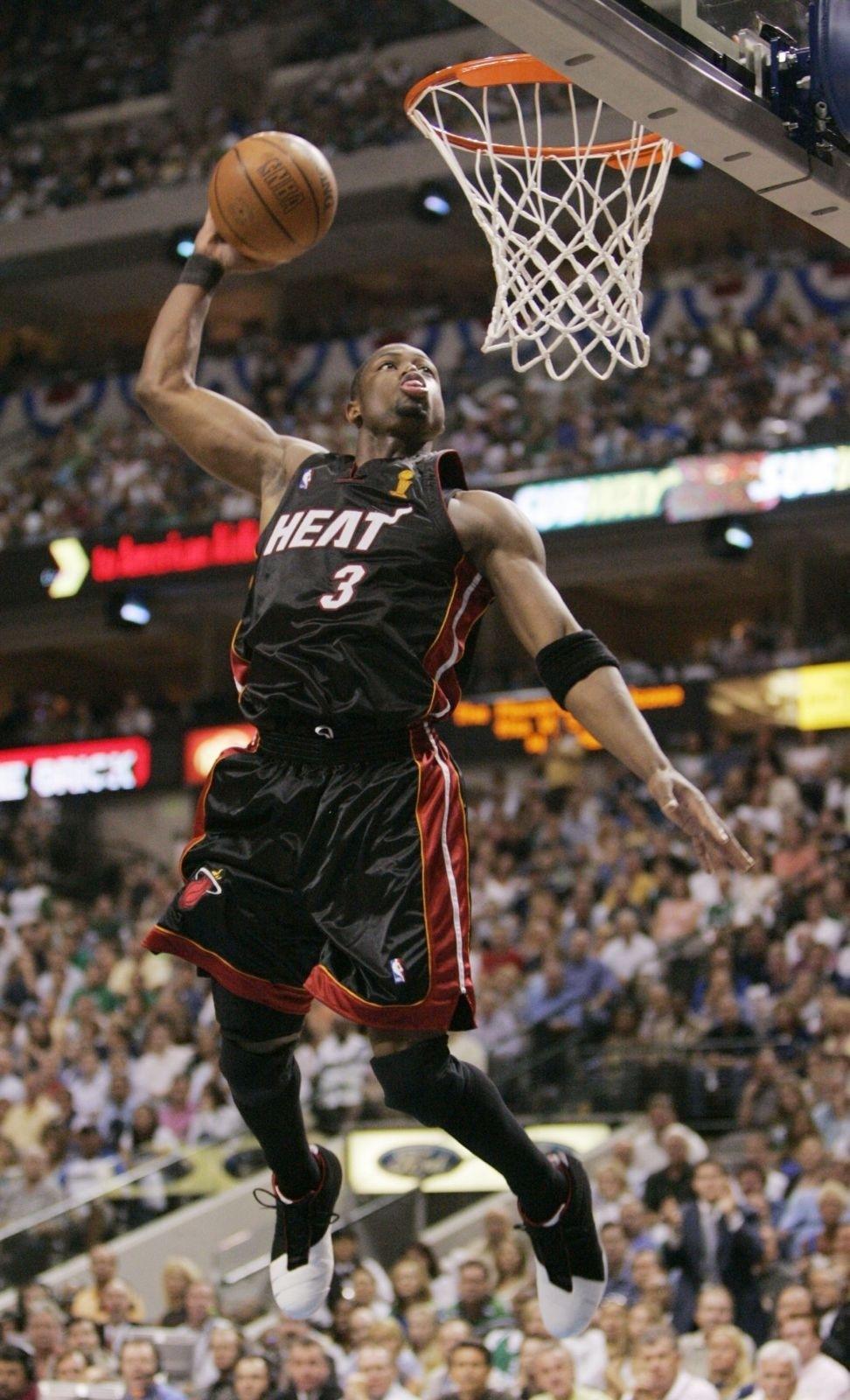 韦德之道10低帮wow耐磨,李宁韦德之道10wow实战