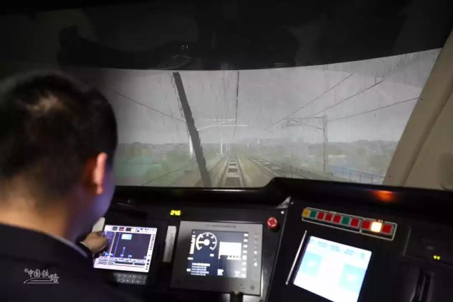 没有车厢的高铁,没车厢可以上高速吗