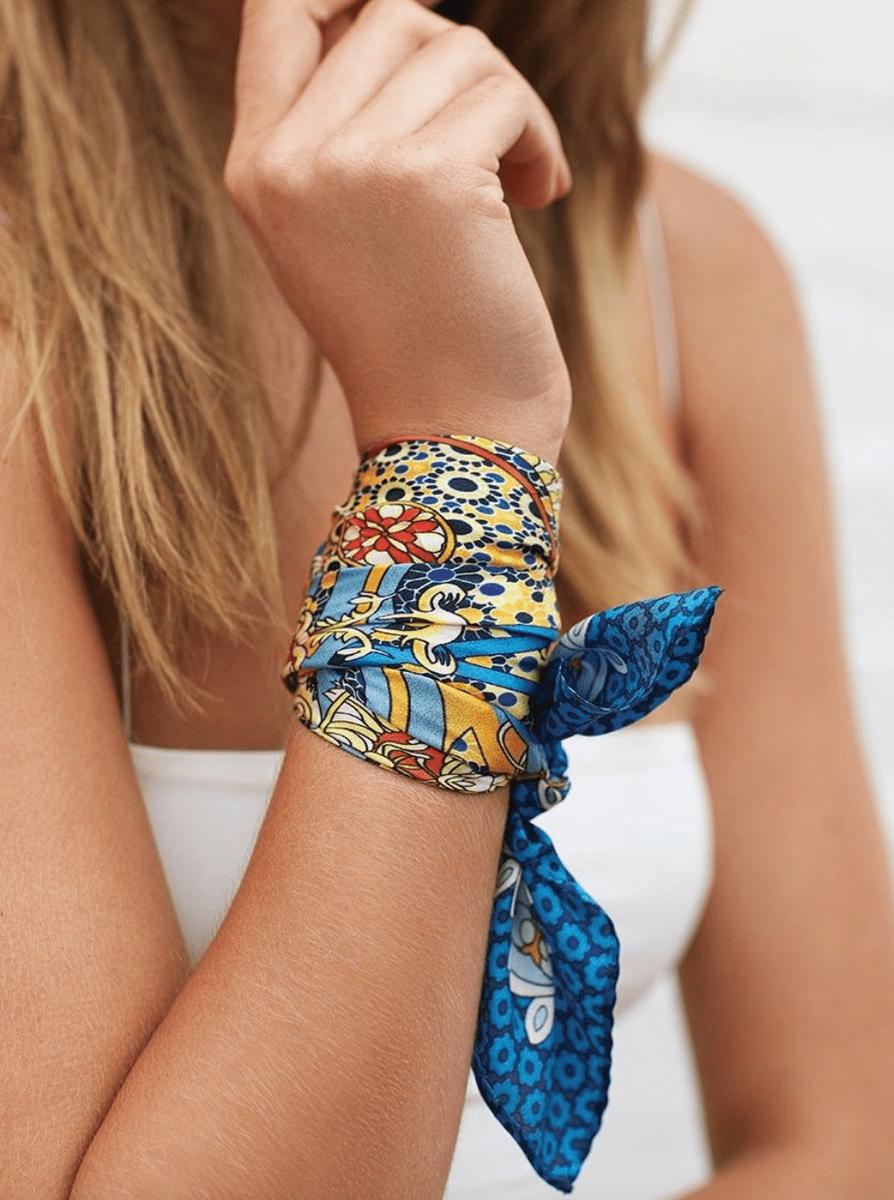 儿童蝴蝶结丝巾编发教程简单好看,丝巾怎么打蝴蝶结最简单的方法