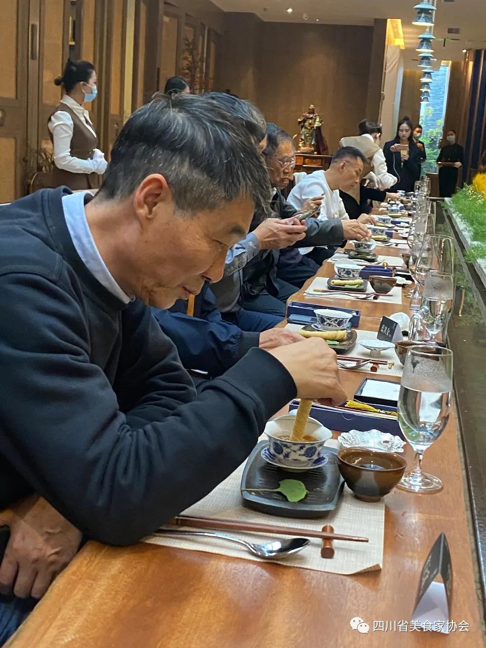 鍗楀爞宸濊彍鍘嗗彶,鍥涘窛鍗楀爞宸濊彍