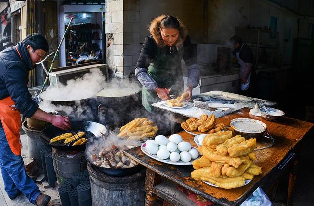 一名52岁的女性每天吃一片叶酸,中年人每天一粒叶酸亲身经历