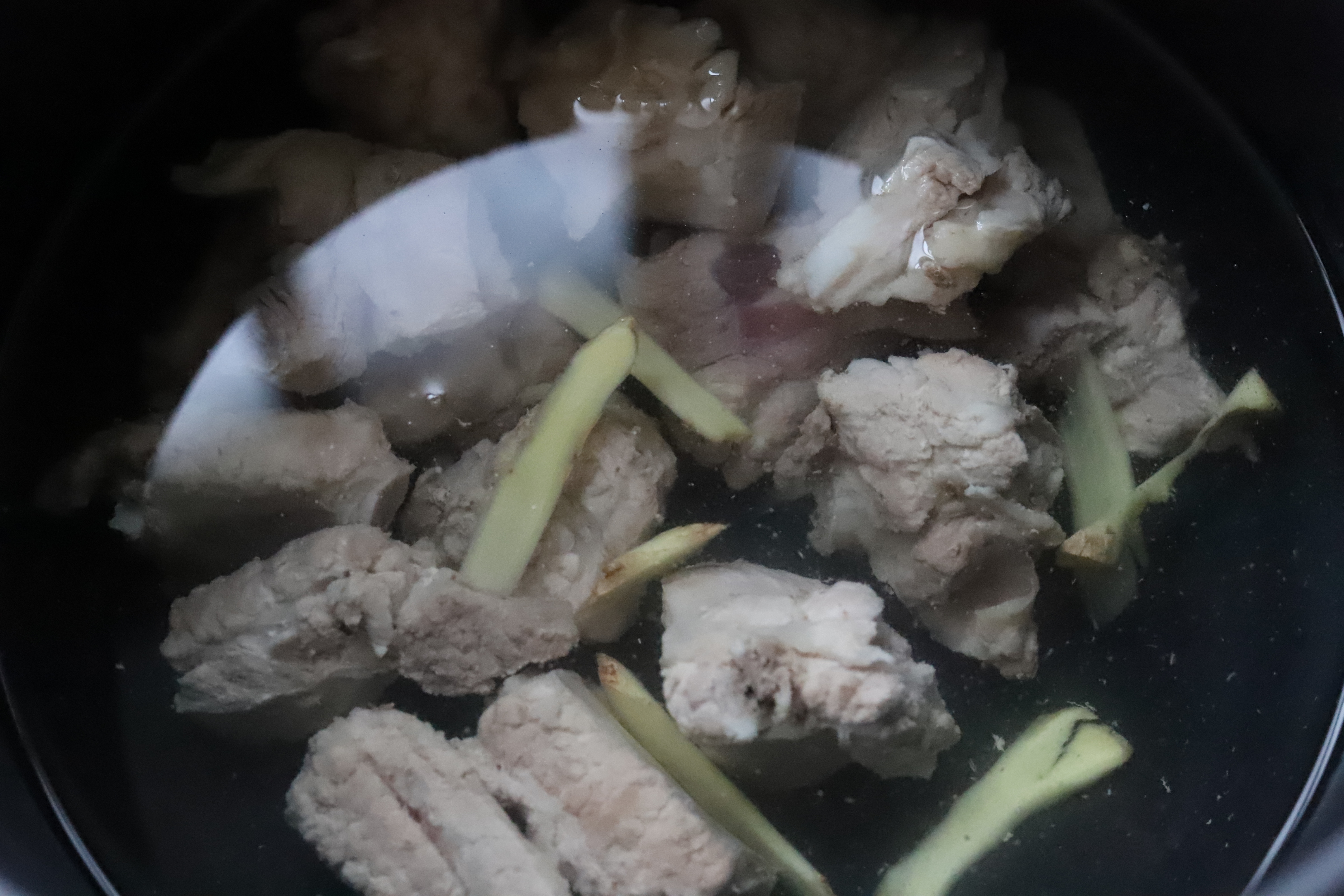 秋天多喝这个汤，宁心安神，香糯可口，营养美味不上火