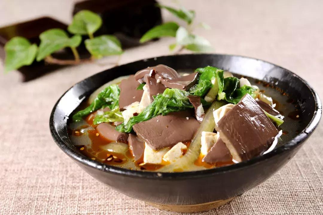 青少年成长冬令营课程,青少年冬令营拓展项目