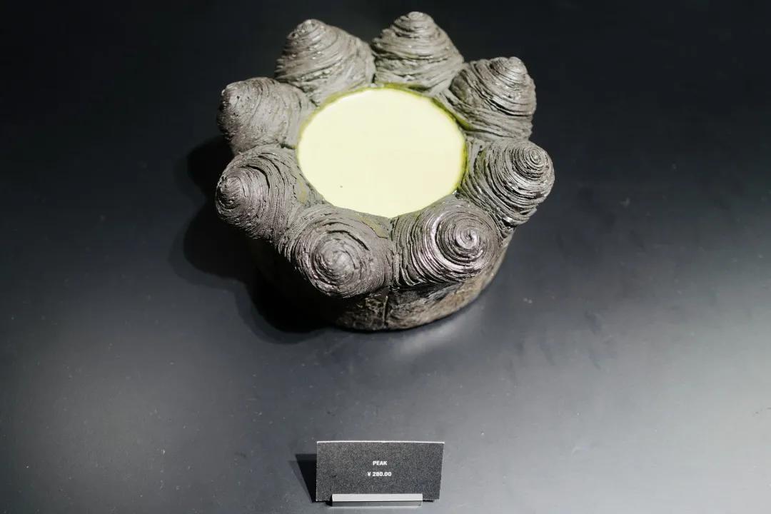 别争了,这条马路才是魔都内卷之王