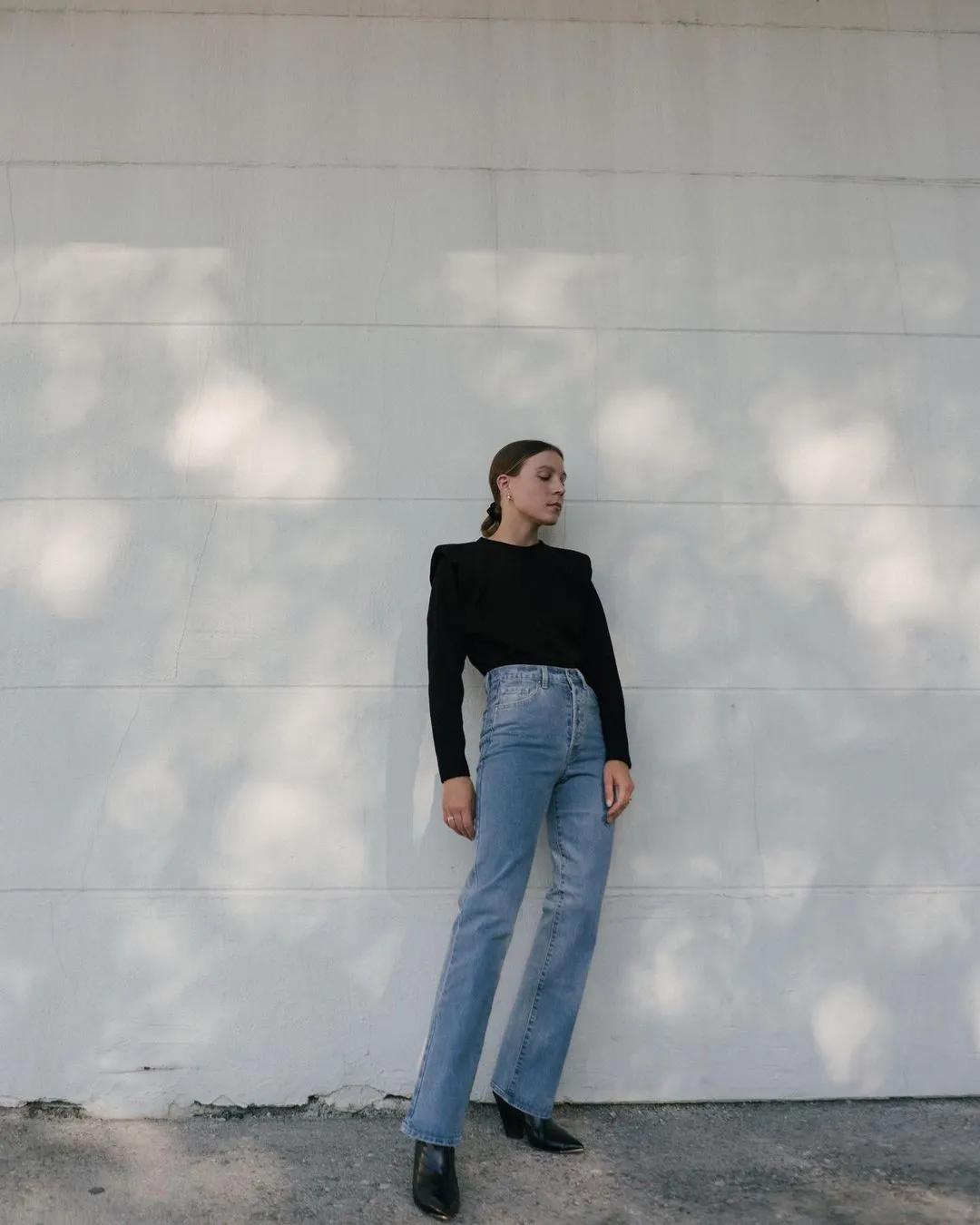 马蹄裤和喇叭马蹄裤哪个更显腿长,高腰显瘦马蹄裤