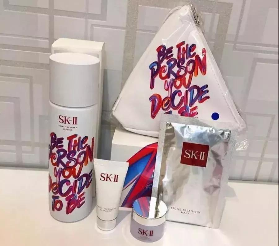 圣诞限定彩妆大牌,2018圣诞限定彩妆礼盒大分享