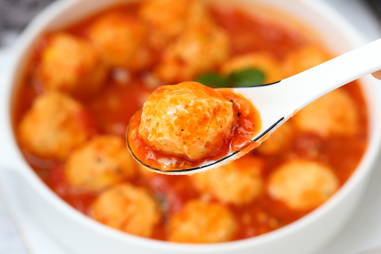 减脂鸡肉丸子怎么做才滑嫩,减脂鸡肉丸子汤做法