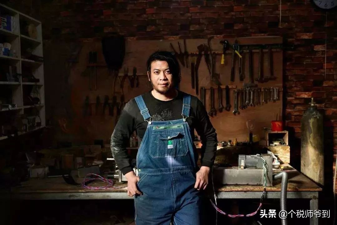 只想务农李子柒，发明无用手工耿…“不务正业”的人为何都暴富了