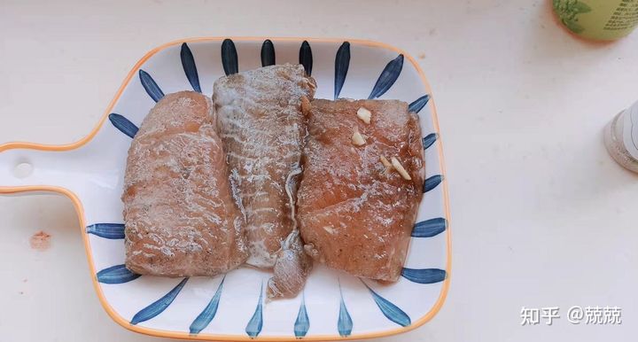 清除苏泊尔平底锅锅底发黑妙招,苏泊尔平底不粘锅煎锅需要开锅吗