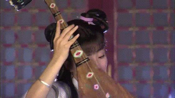 殷桃前夫受审,樱桃和水蜜桃