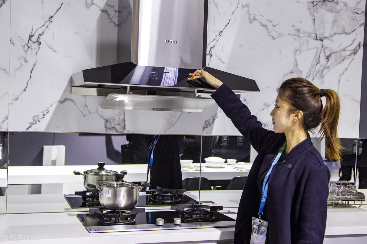 油烟机怎么选要注意哪些细节,油烟机怎么选有哪些实用配置