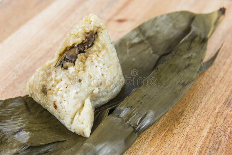 粽子熟了但是不粘怎么补救,粽子煮好后吃不完怎么办