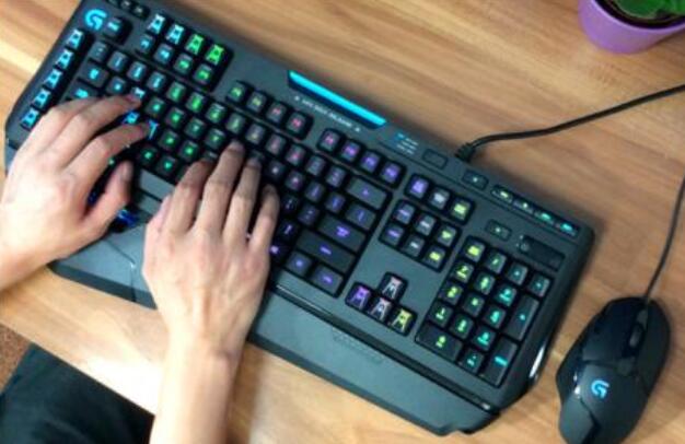 拿下全球50%的市场，这家瑞士公司靠卖鼠标，每年赚走百亿收入