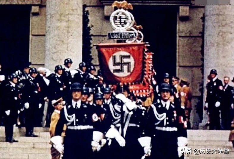 德国和日本谁先投降,德国和日本投降的区别