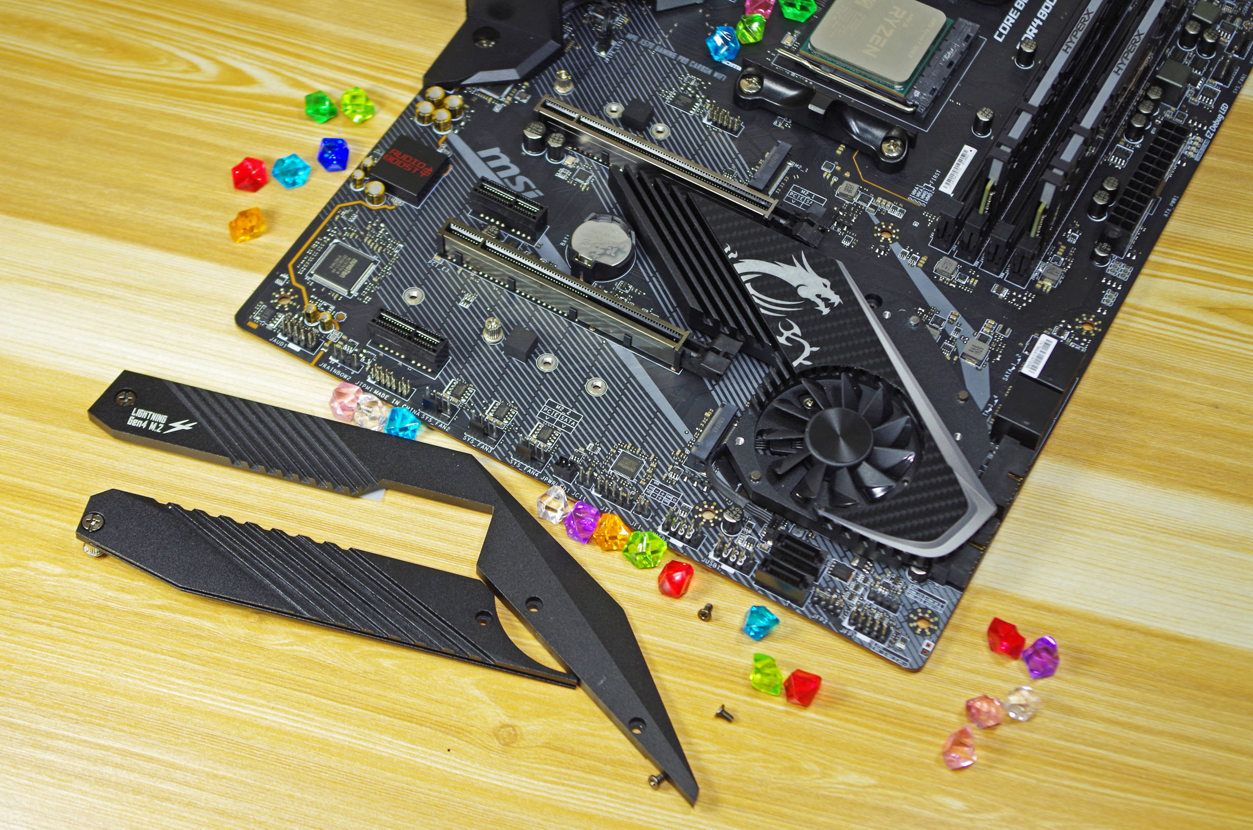 pcie插固态会占用显卡的通道么,pcie延长线对显卡性能测试