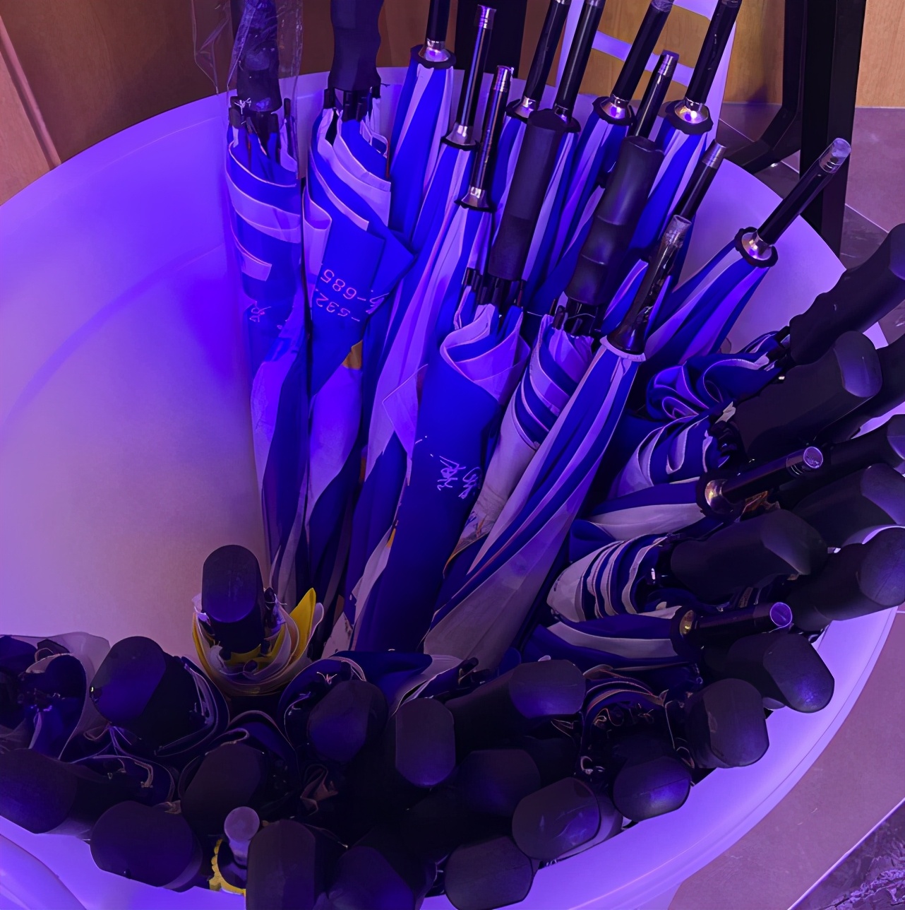 下雨学车考试技巧,雨季学车